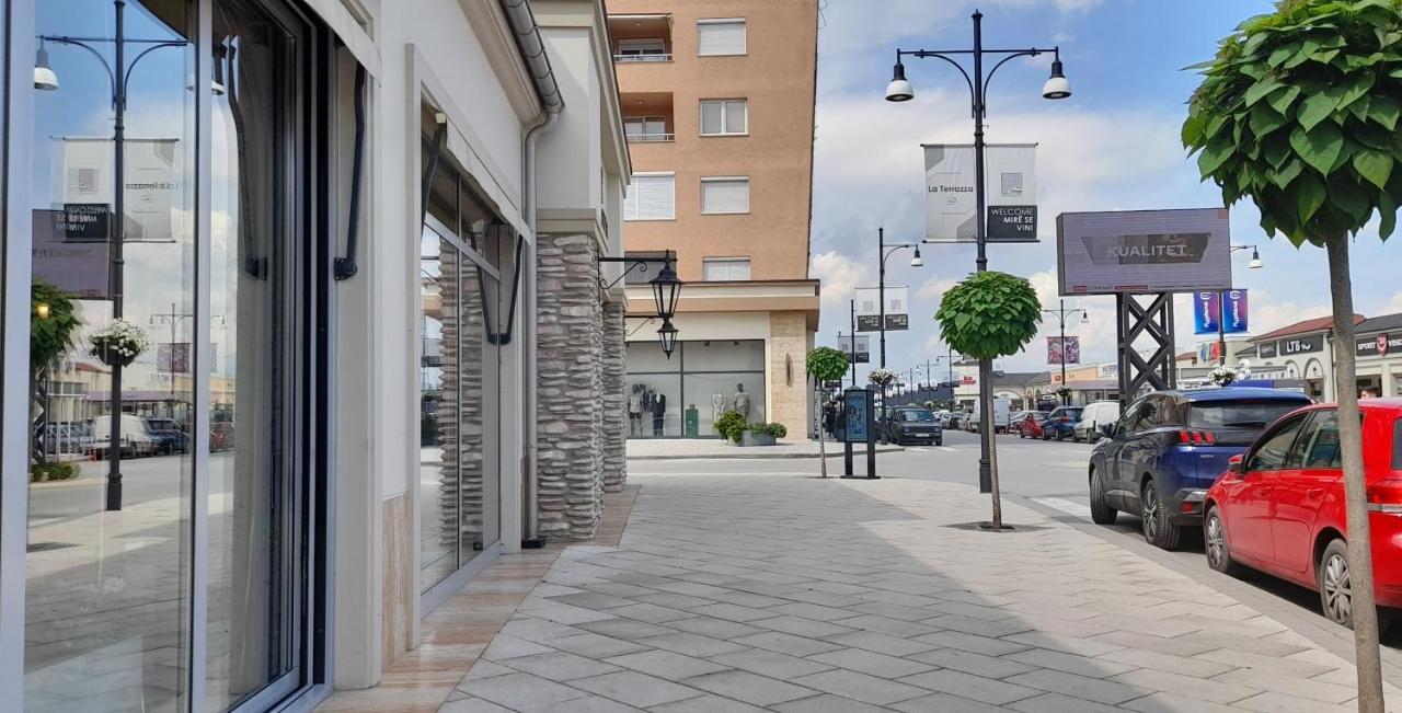 Value Living Apartment Ferizaj Extérieur photo