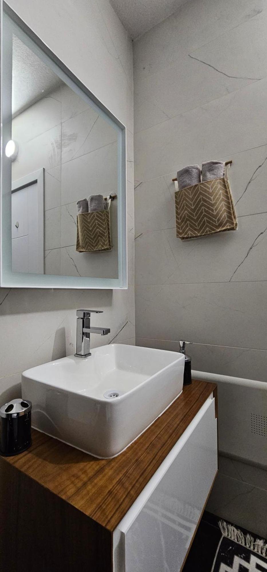 Value Living Apartment Ferizaj Extérieur photo