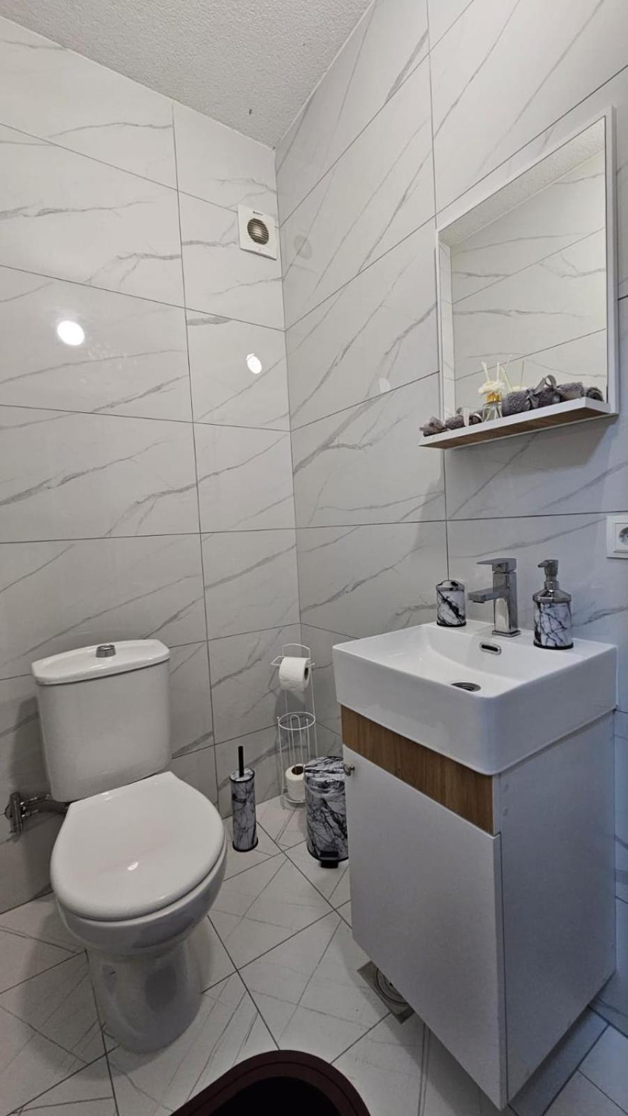 Value Living Apartment Ferizaj Extérieur photo