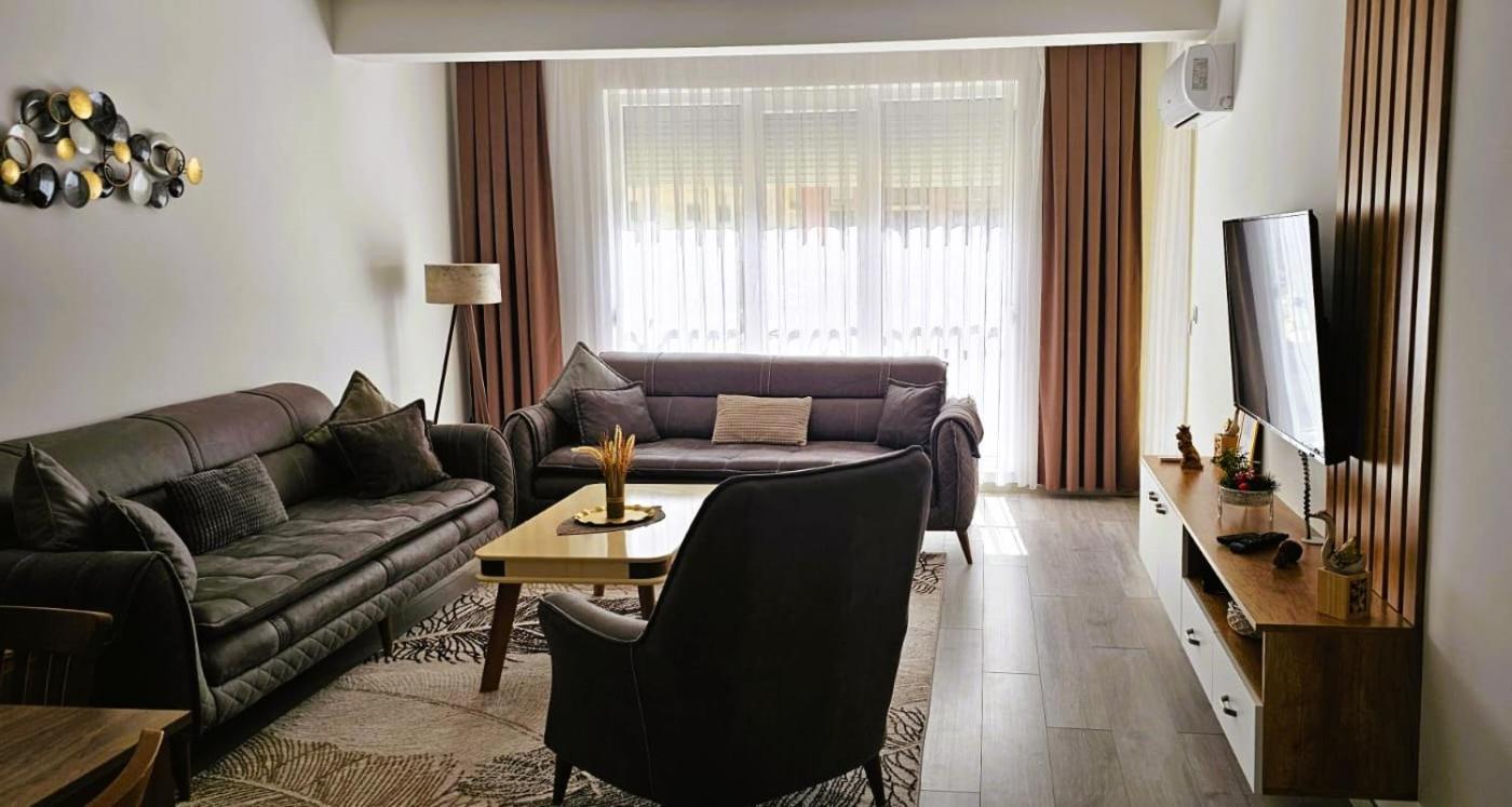 Value Living Apartment Ferizaj Extérieur photo